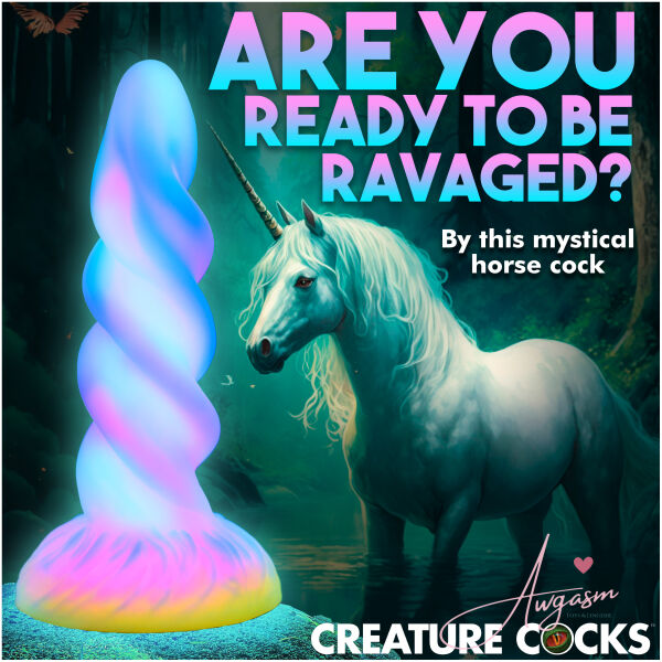 Moon Rider Glow-in-the-dark unicorn Dildo - Image 3