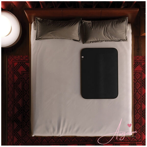 Liberator Fascinator Mini Throw-Black - Image 4