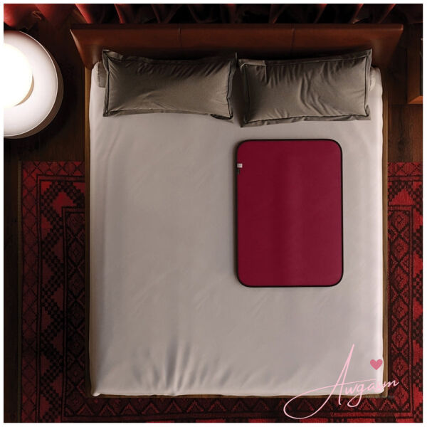 Liberator Fascinator Mini Throw-Merlot - Image 4